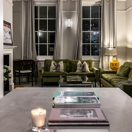 Vauxhall Shared House: Embassy Area Convenience Apartment